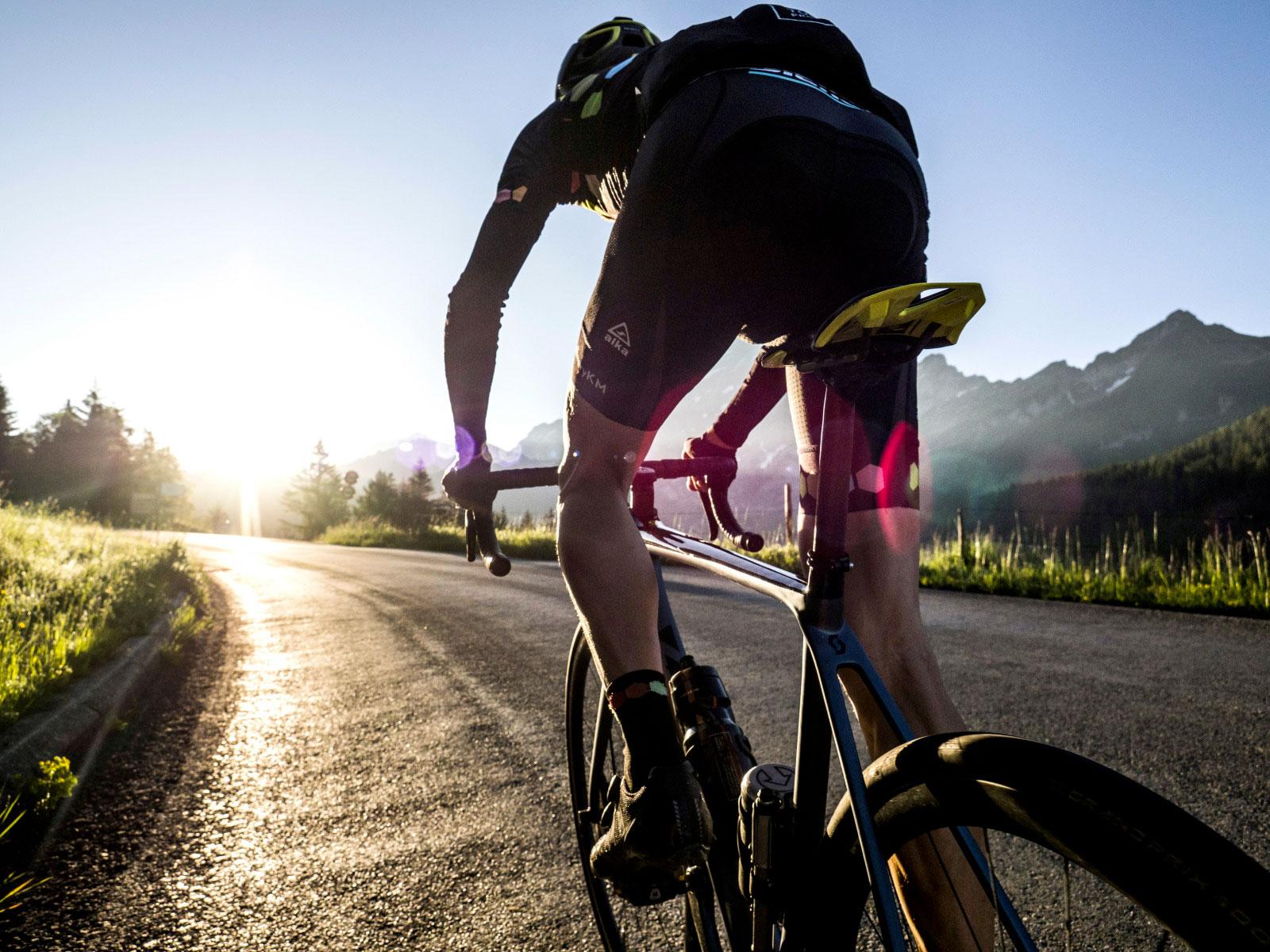 velo de route cycling beardy mc beard 2000 - SkoutTravel