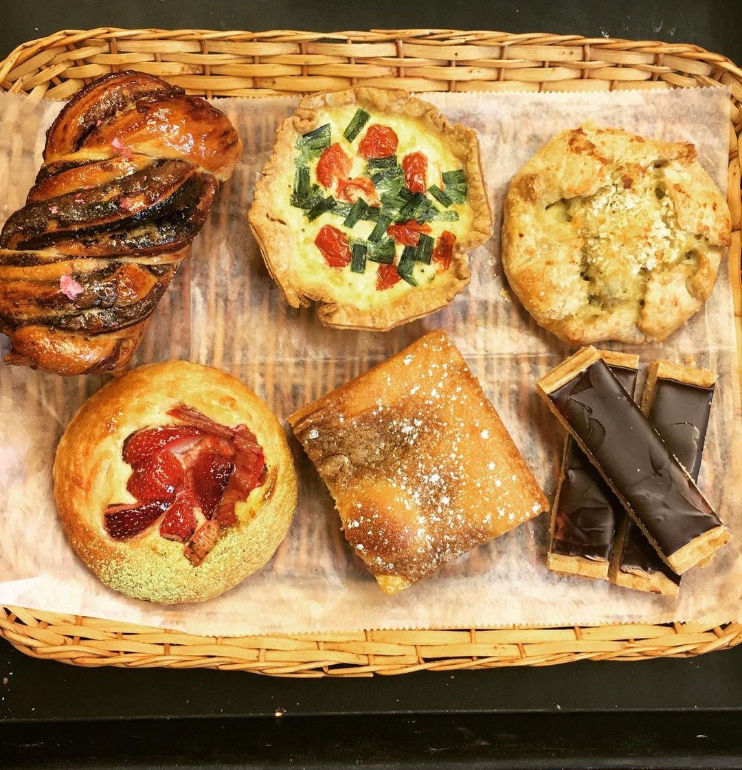 assortPastry 1610818024